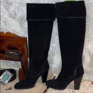 Micheal Kors boots 8